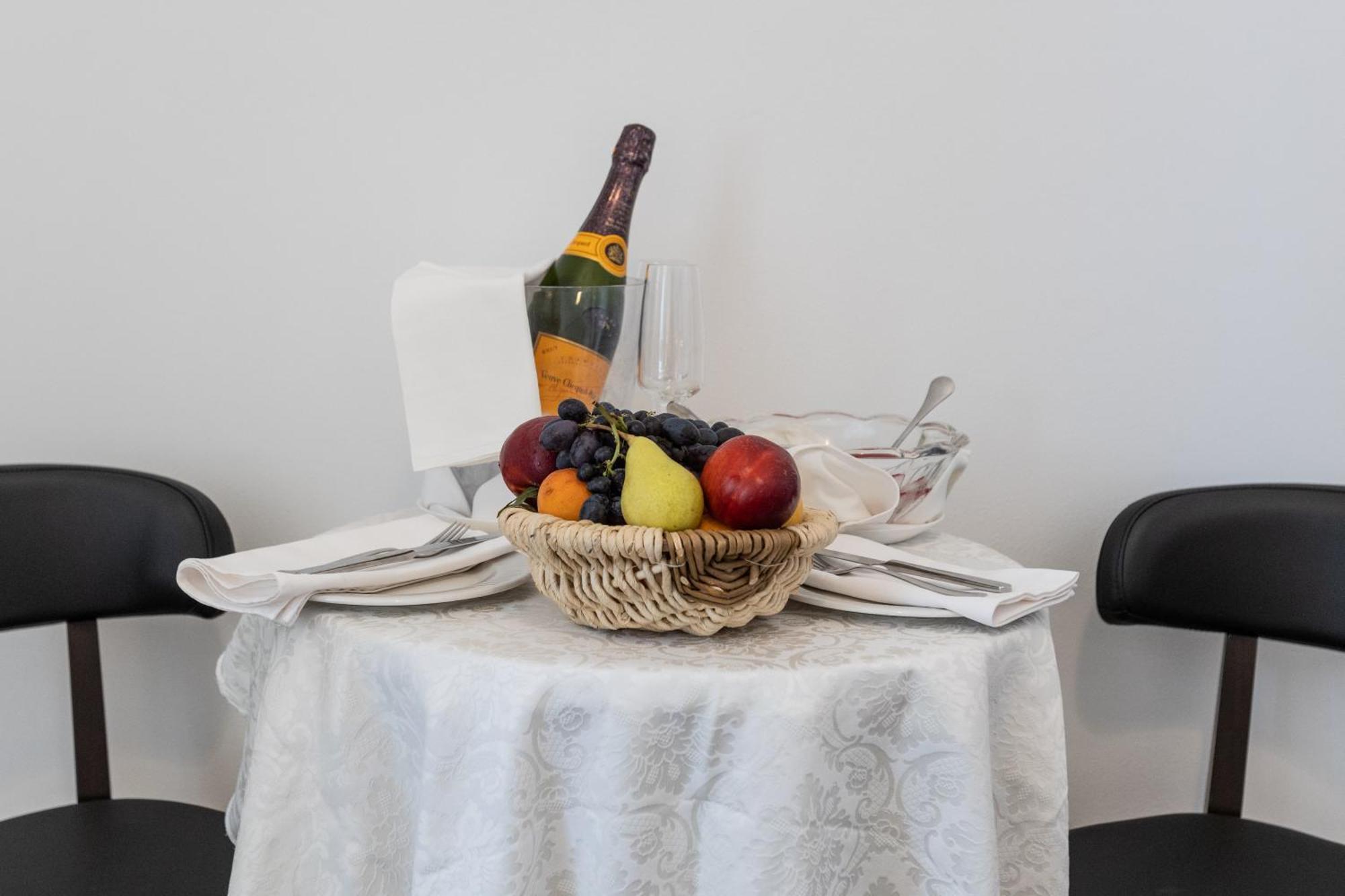 Villa Ramona Noicattaro Eksteriør billede