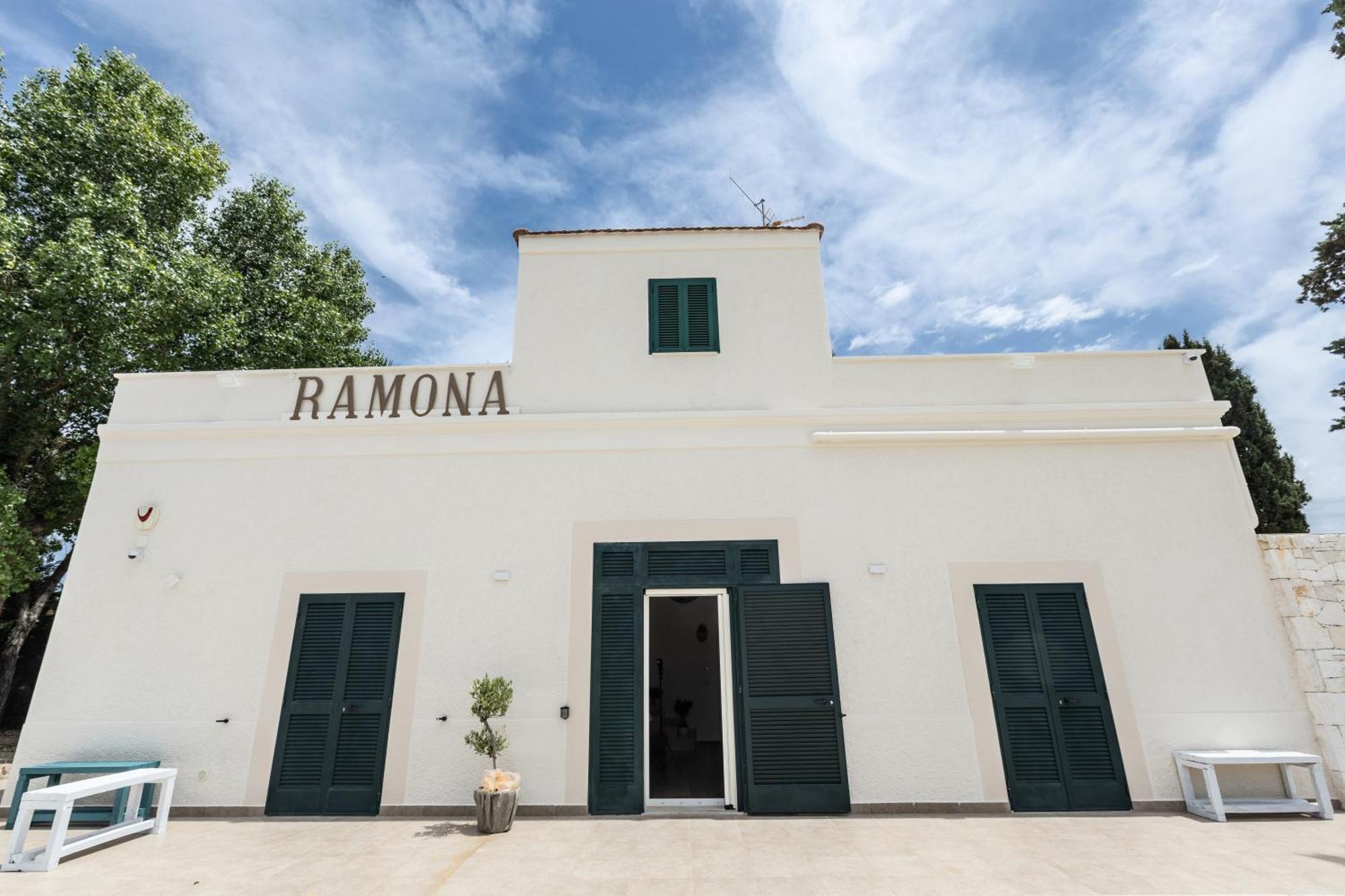 Villa Ramona Noicattaro Eksteriør billede